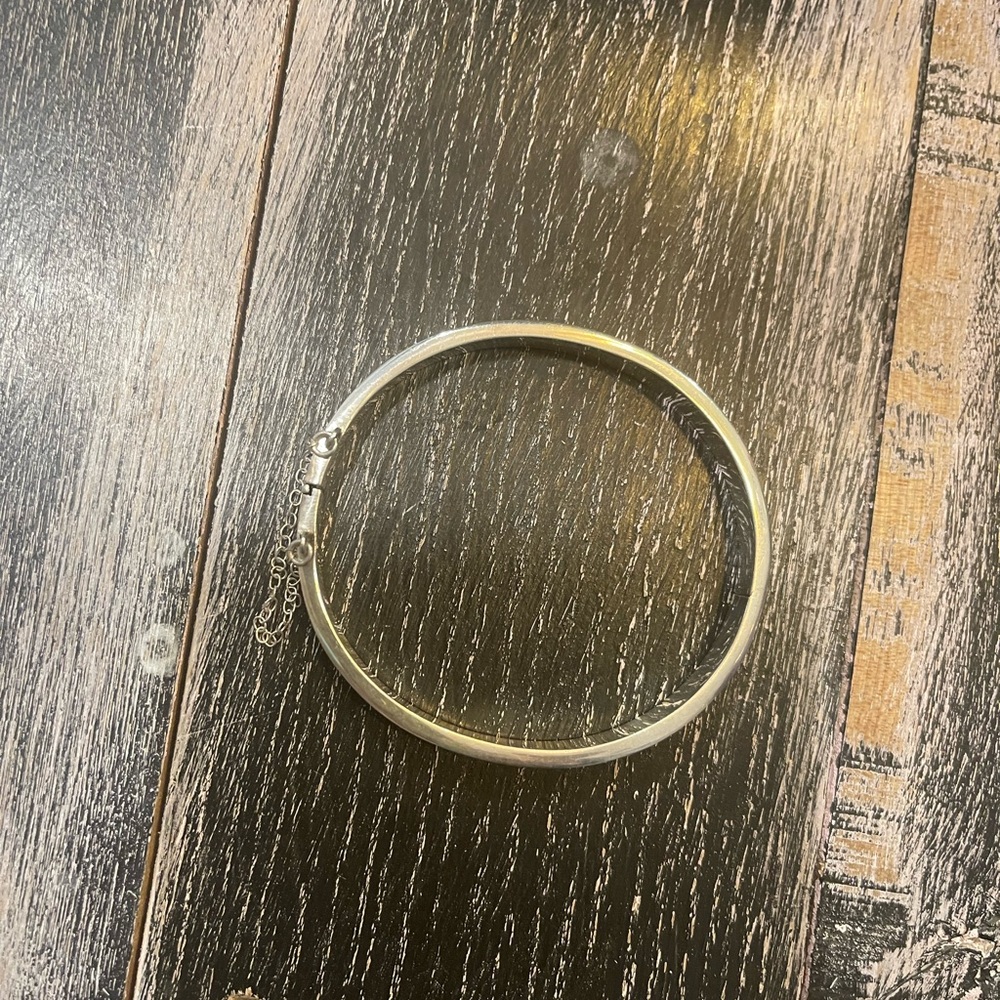 Silver (925) Hinged Engraved Bangle - image 2